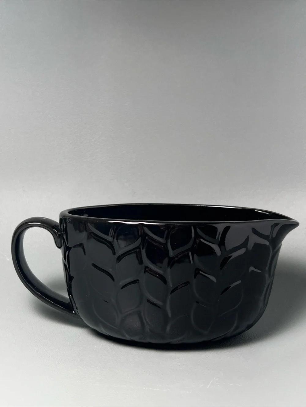Temp-tations Carved Willow Gravy Boat
